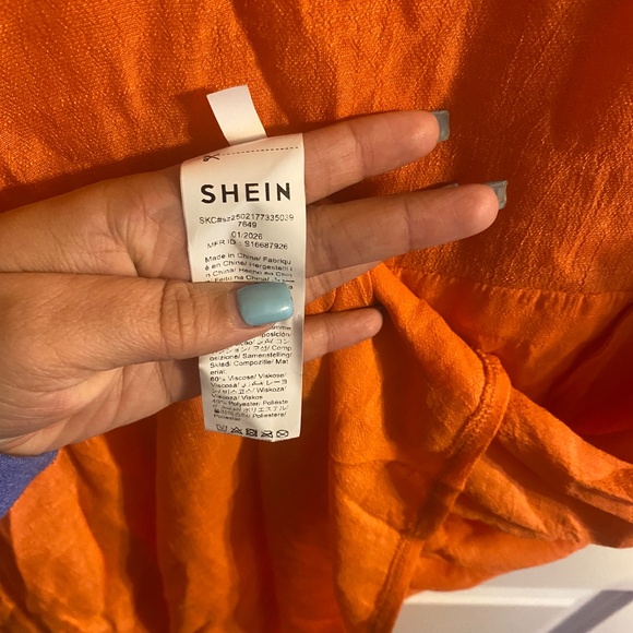 Bathing suit cover-up - Picture 3 of 4